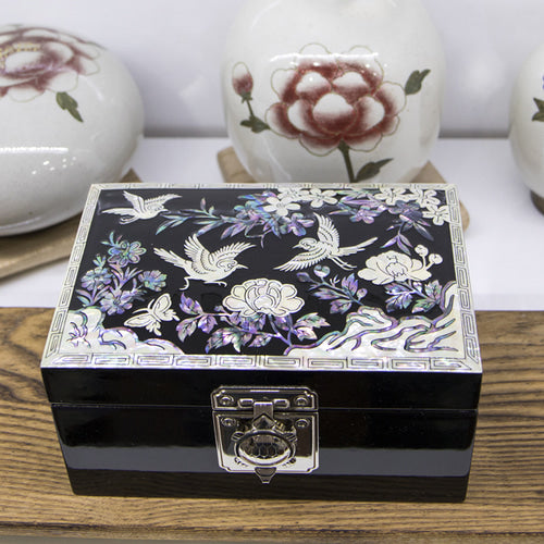 Joseon Mother of Pearl Straight Turtle Jewelry Box (1-Tier, Oh Myung - Ho) - Crane & Pine, Peony Motif