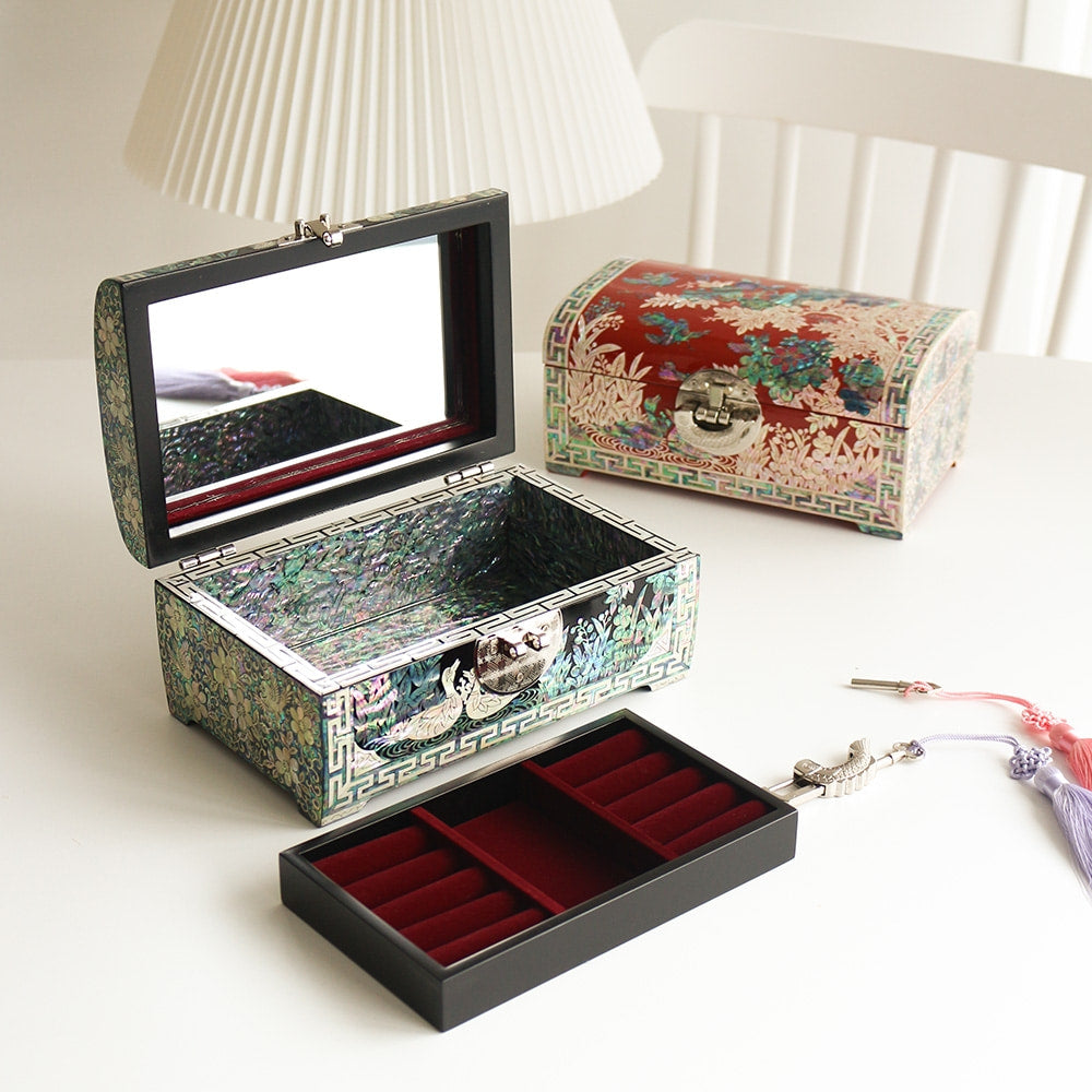 Najeonchilgi Painted Plum Blossom Rounded Mother of Pearl Jewelry Box, 21 cm