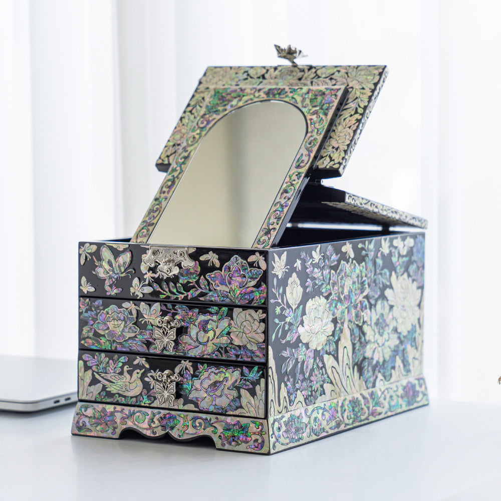 Najeonchilgi Lacquerware Mother of Pearl VanityJewelry Box Peony Motif 김길수