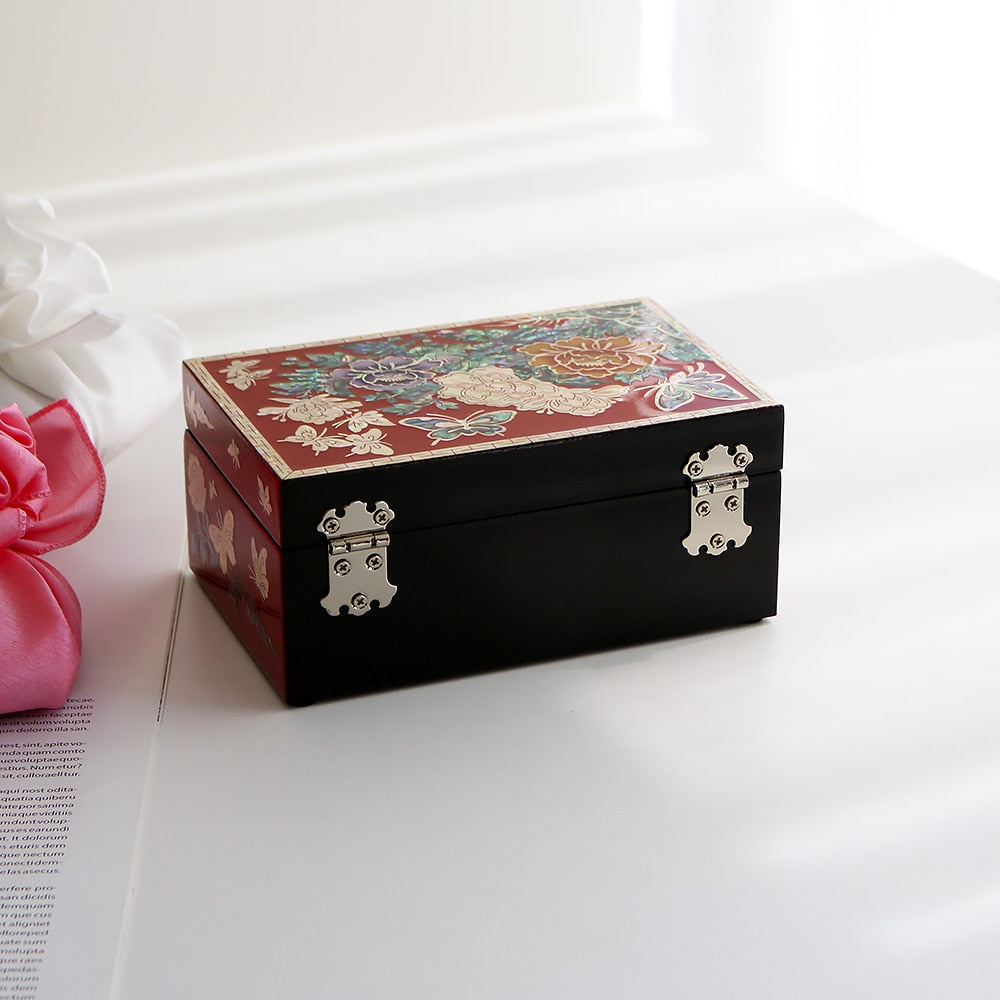 Najeonchilgi Butterfly Peony Mother of Pearl Jewelry Box, 15 cm (Master Artisan Kim Young-man)