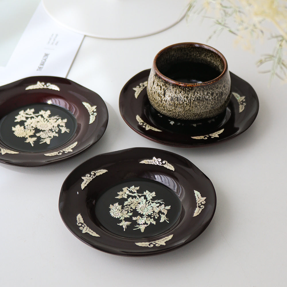 6-Piece Set: Najeonchilgi Arabesque Four Gentlemen Tea Coaster Set (Chrysanthemum) Mother of Pearl Coaster Traditional Coaster (Master Artisan Lee Won-geun)
