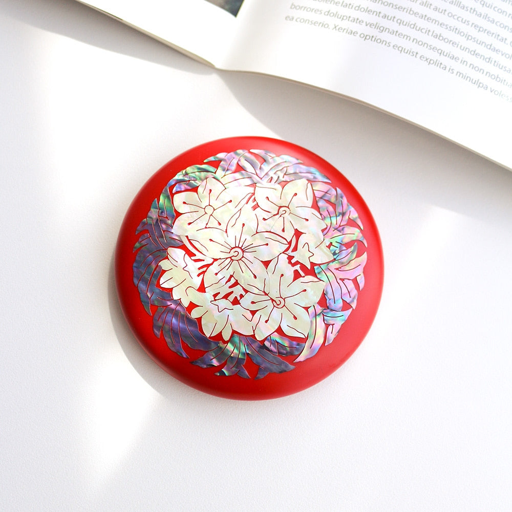 Najeonchilgi Round Vivid Mother of Pearl Hand Mirror (Flower)