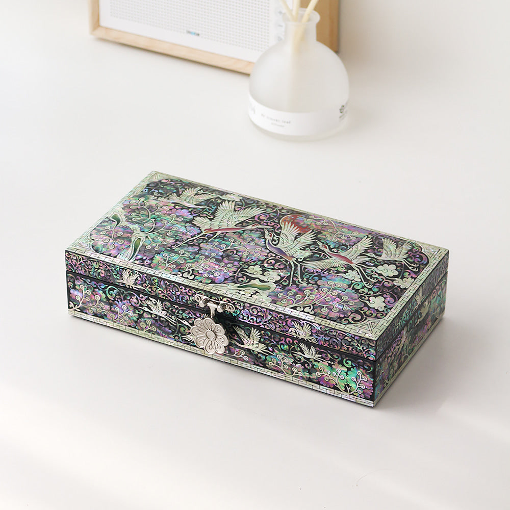 Najeonchilgi Crane Arabesque 1-Tier Mother of Pearl Jewelry Box Black, 23 cm (Master Artisan Jang Tae-bok)