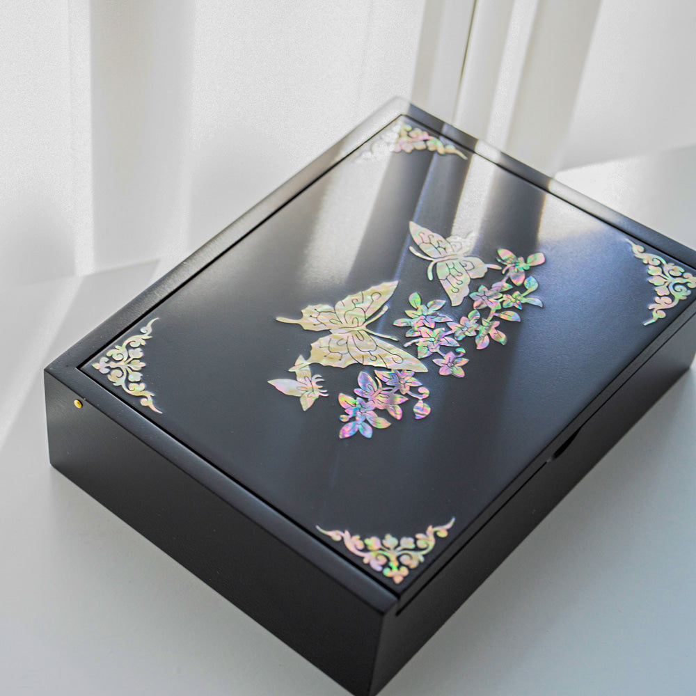 Najeon Chilgi Mother of Pearl Business Card Holder - OF0001