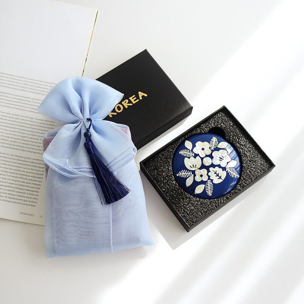 Najeonchilgi Vivid Wood Round Mother of Pearl Hand Mirror Yedan Mother of Pearl Mirror Korean
