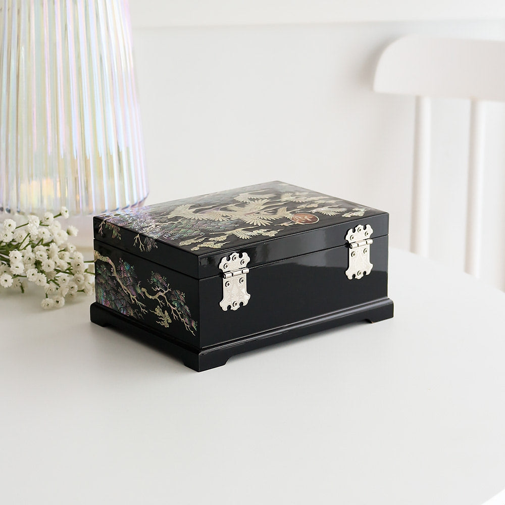 Najeonchilgi Pine & Crane Mother of Pearl Jewelry Box Black, 18 cm