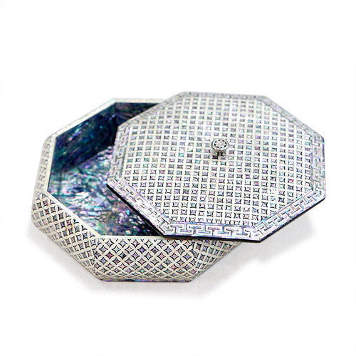 Premium Najeonchilgi Lacquerware Seven Treasures Motif (Good Luck) Octagonal 다용도 Mother of Pearl Jewelry Box - by by Park In-ho