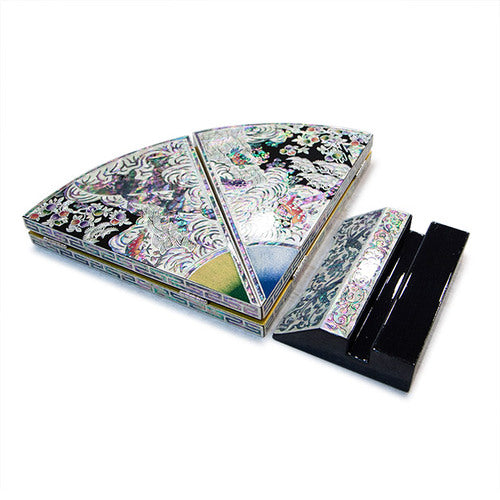 Medium Najeon Chilgi Mother of Pearl Folding Screen by 오명호 - DE0010