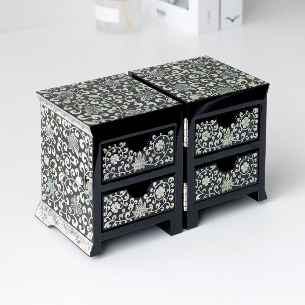 Masterpiece Peony Arabesque Seonbi Scholar Double-Lidded Secret Mother of Pearl Jewelry Box Najeonchilgi (Master Artisan Jang Tae-bok)