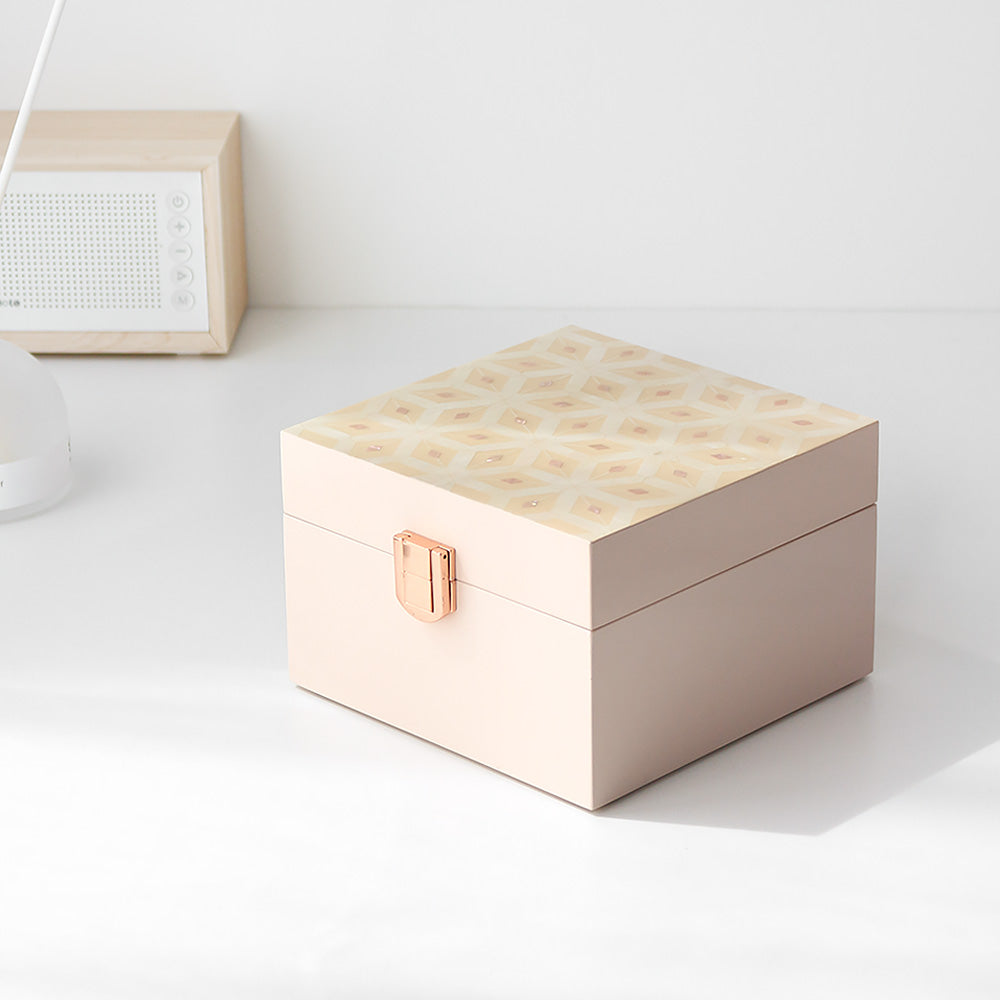 Najeonchilgi Mother of Pearl Jewelry Box, 15 cm