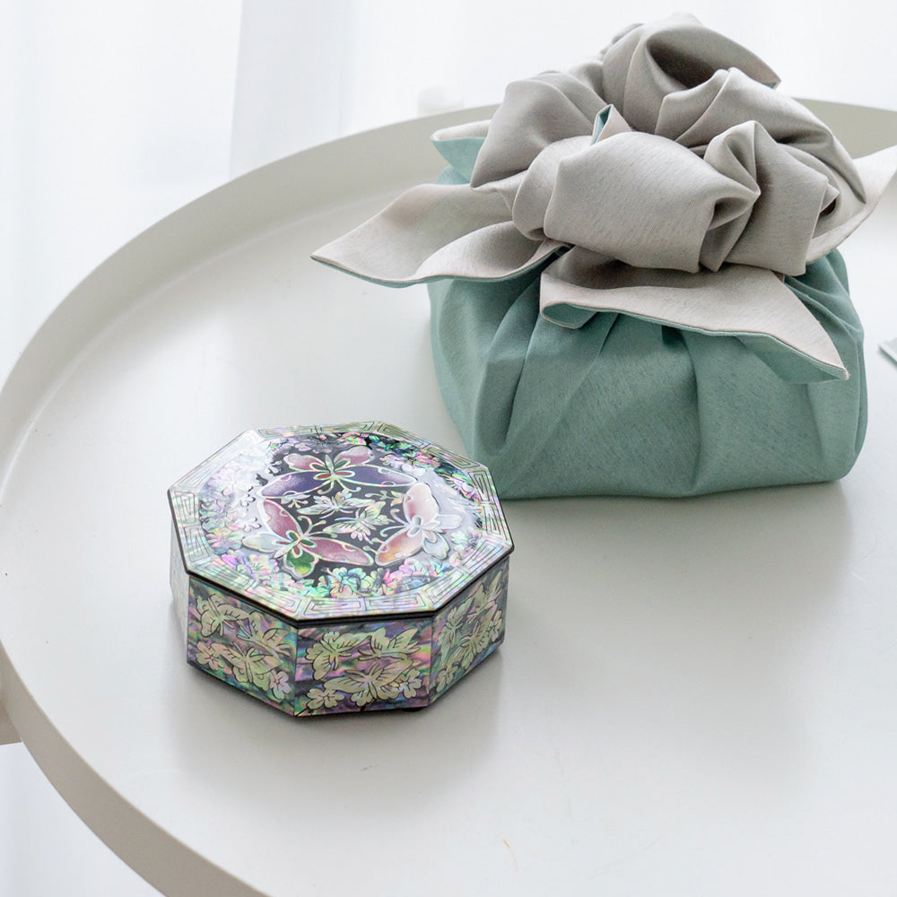 Najeonchilgi Lacquerware Crane & Pine Octagonal Mother of Pearl Box 9 Cm Mini Mother of Pearl Jewelry Box Ring Storage Box Gift for International Customers
