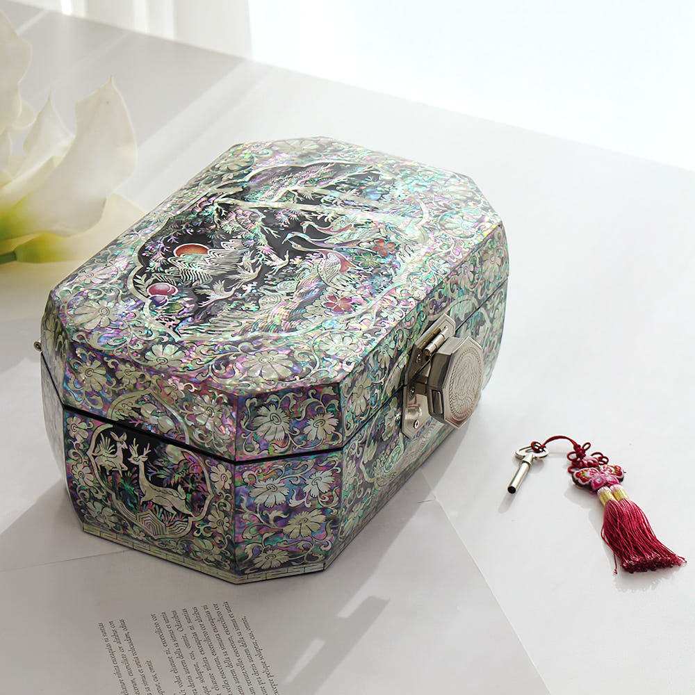 Premium Yedan Jewelry Box Peony of Wealth Rounded Mother of Pearl Jewelry Box Black Najeonchilgi Jewelry Box, 21 cm