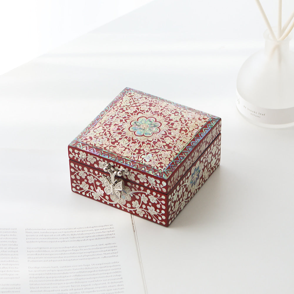 Najeonchilgi Plum Blossom Arabesque Mini Mother of Pearl Jewelry Box, 11 cm