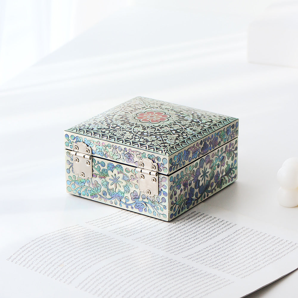 Najeonchilgi Plum Blossom Arabesque Mini Mother of Pearl Jewelry Box, 11 cm