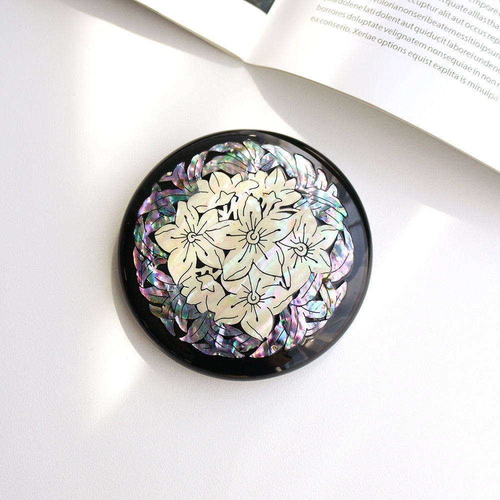 Najeonchilgi Round Vivid Mother of Pearl Hand Mirror (Flower)