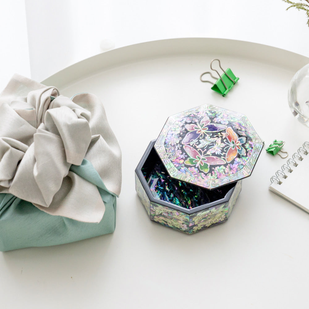 Najeonchilgi Lacquerware Crane & Pine Octagonal Mother of Pearl Box 9 Cm Mini Mother of Pearl Jewelry Box Ring Storage Box Gift for International Customers
