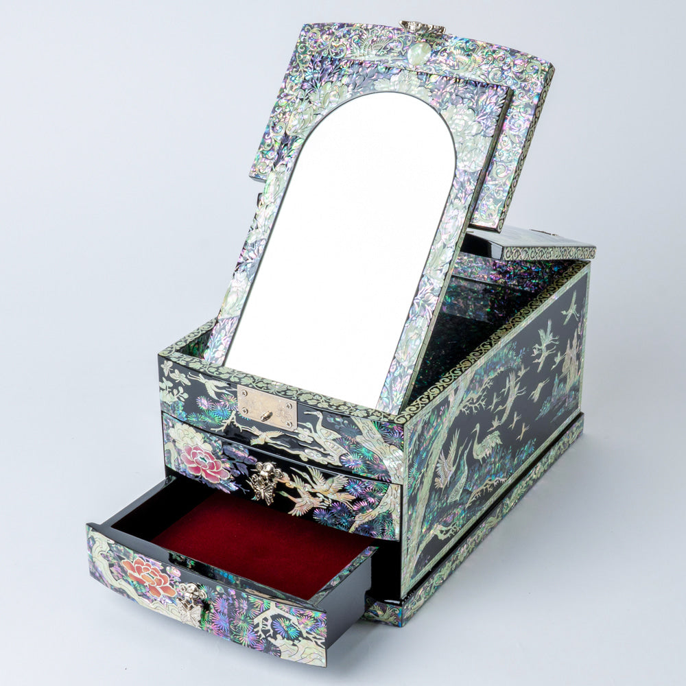 Pine & Crane Najeonchilgi Mother of Pearl Vanity Jewelry Box