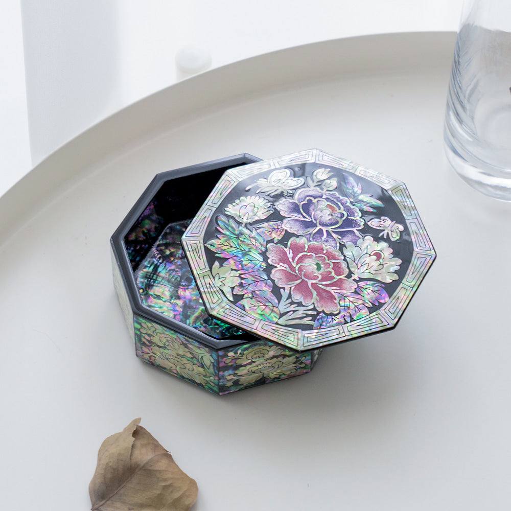 Najeonchilgi Lacquerware Crane & Pine Octagonal Mother of Pearl Box 9 Cm Mini Mother of Pearl Jewelry Box Ring Storage Box Gift for International Customers