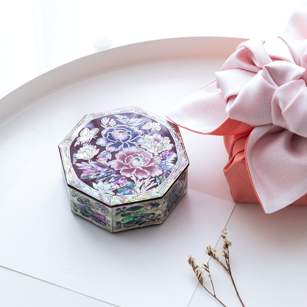 Najeonchilgi Lacquerware Crane & Pine Octagonal Mother of Pearl Box 9 Cm Mini Mother of Pearl Jewelry Box Ring Storage Box Gift for International Customers