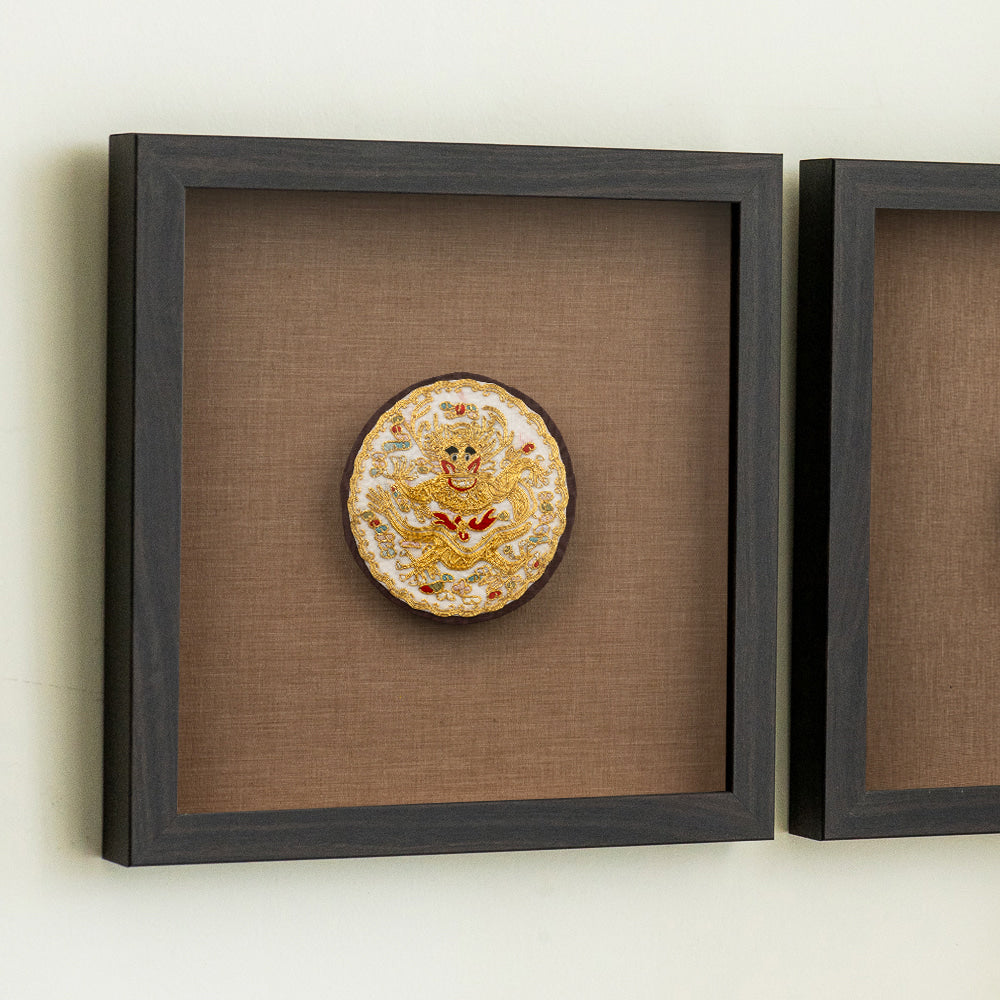 Traditional Royal Dragon Emblem Embroidery Frame, Gold Thread