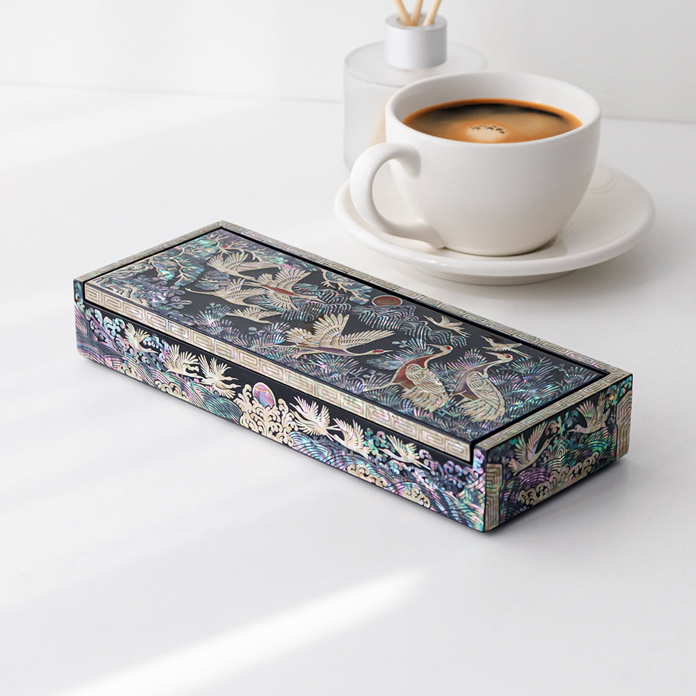 Premium Najeonchilgi Auto Open Crane and Pine Mother-of-Pearl Pen Box