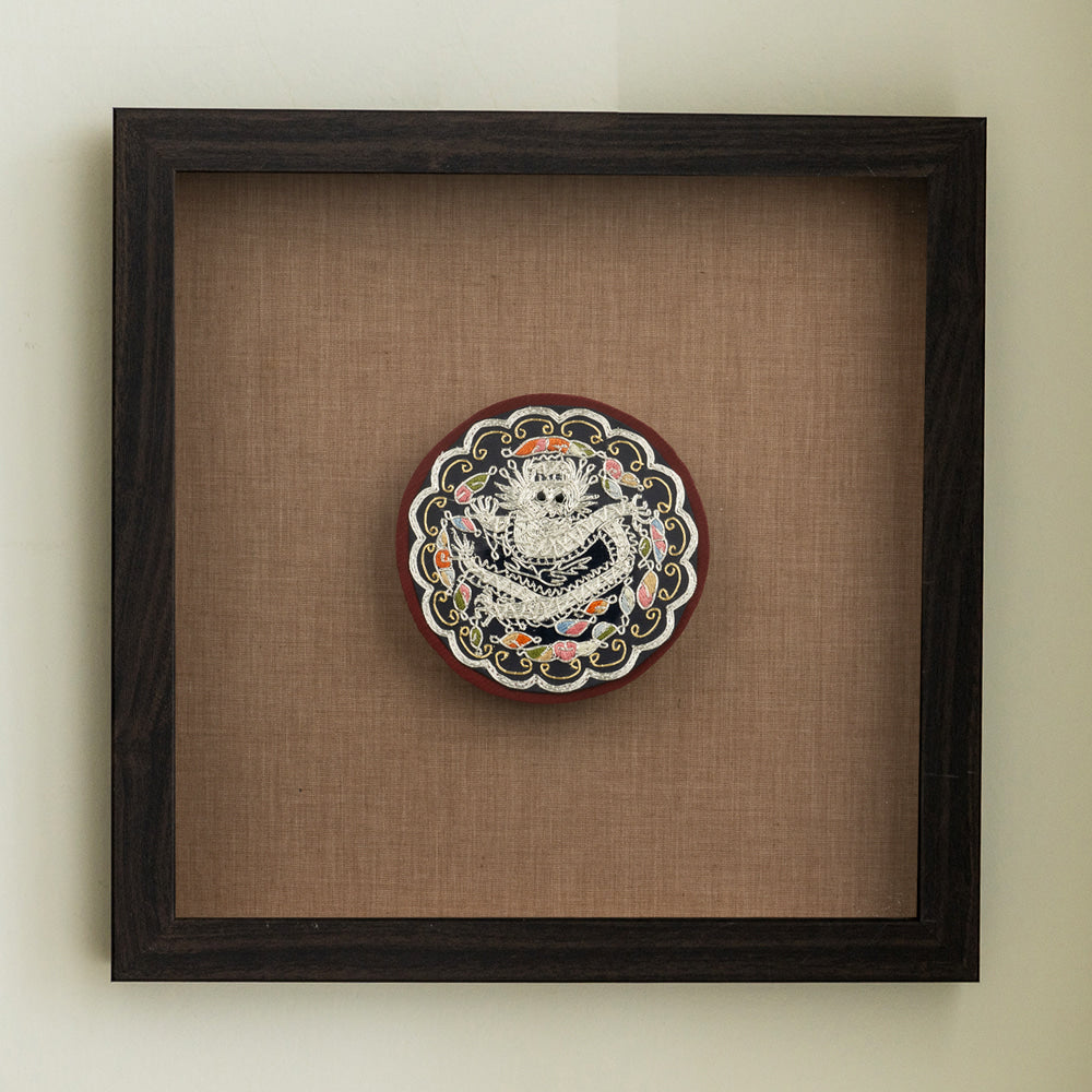 Traditional Royal Dragon Emblem Embroidery Frame, Silver Thread