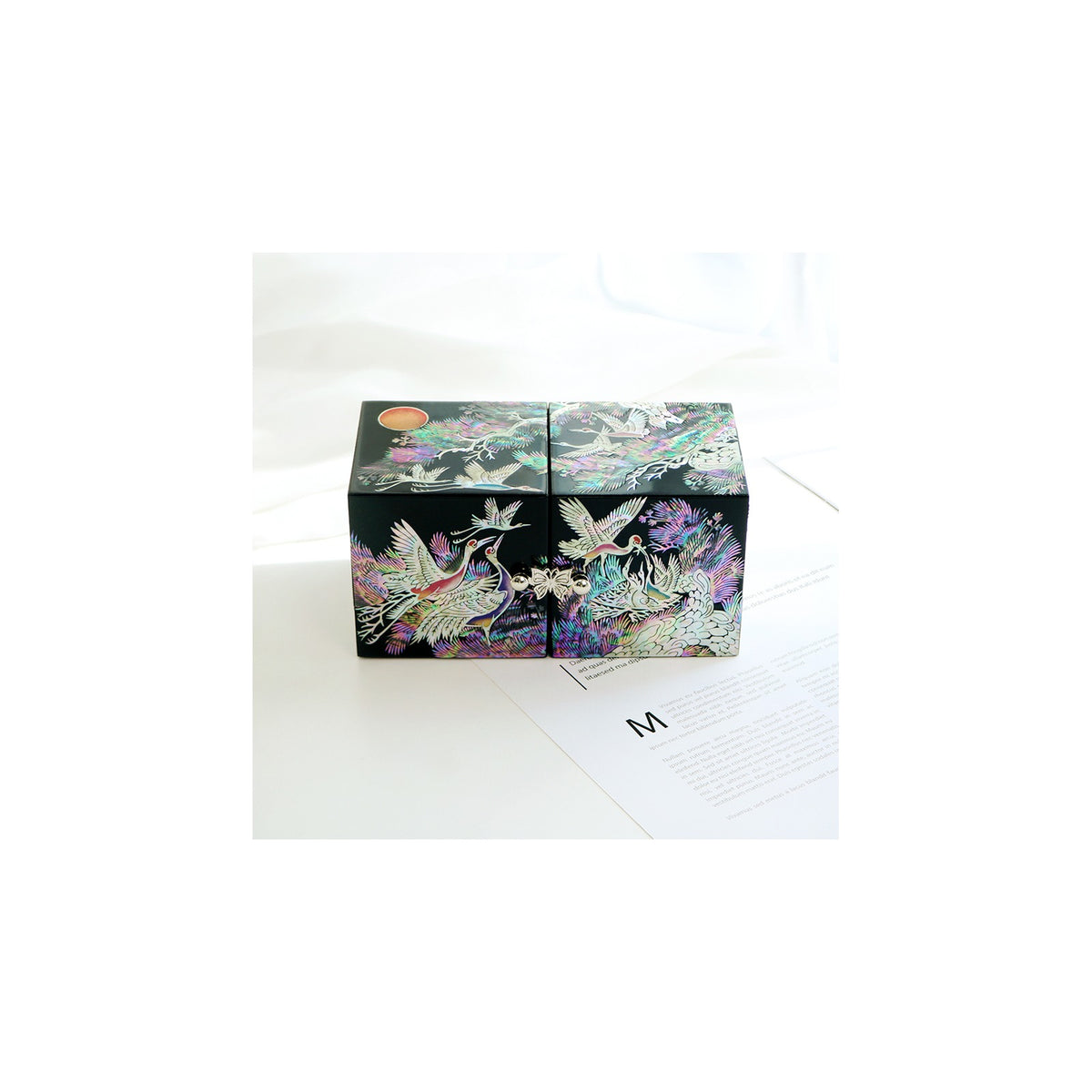 Premium Najeonchilgi Pine & Crane Double Lidded Medium Secret Mother of Pearl Jewelry Box Jewelry Box (Master Artisan Jang Tae-bok) – detail view 1 [KS-CUT:P0000JTR:280947905023]