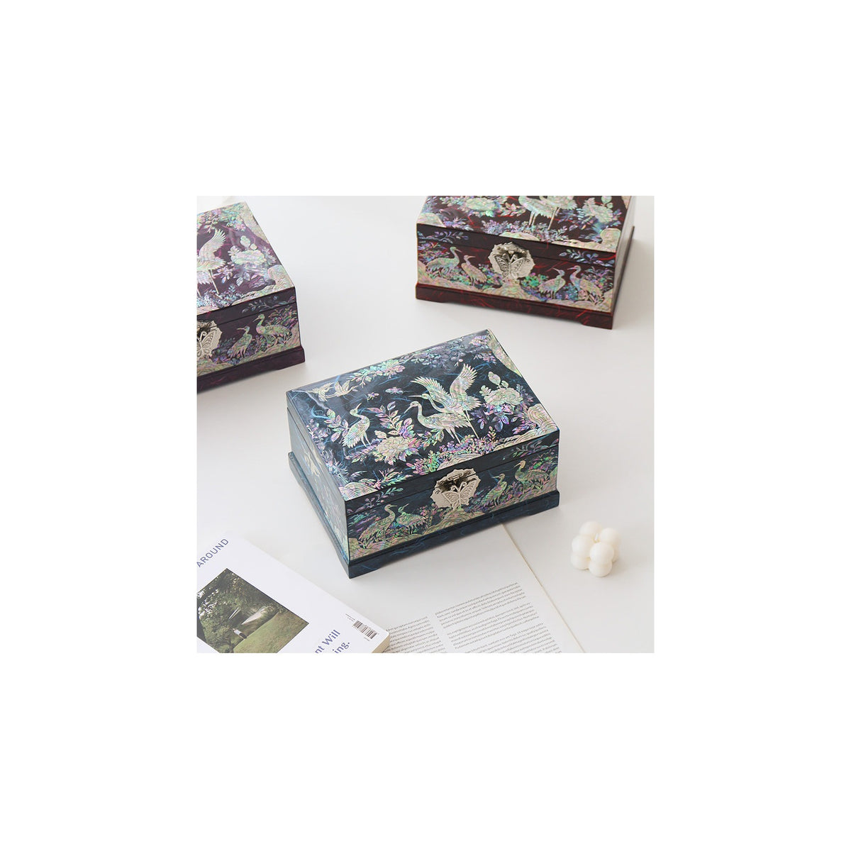 Najeonchilgi Hanji Flower Pine & Crane 2 Tier Mother of Pearl Jewelry Box Jewelry Box, 21 cm – detail view 1 [KS-CUT:P0000MAD:fe8c4daecb09]