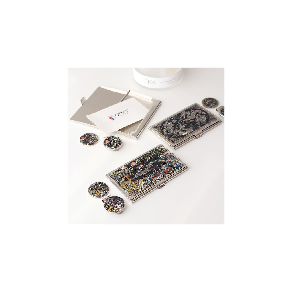 2-Piece Set: Business Card Case Golf Ball Marker K(Traditional) – detail view 1 [KS-CUT:P0000PNF:c23a0a5cc2d1]