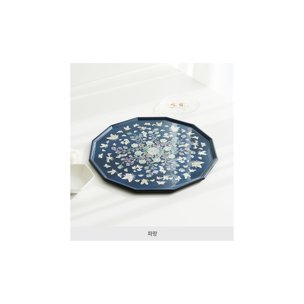Najeonchilgi Vivid Peony Butterfly 12 Mother of Pearl Tray – detail view 2 [KS-CUT:P0000WUW:76df6e49a57c]