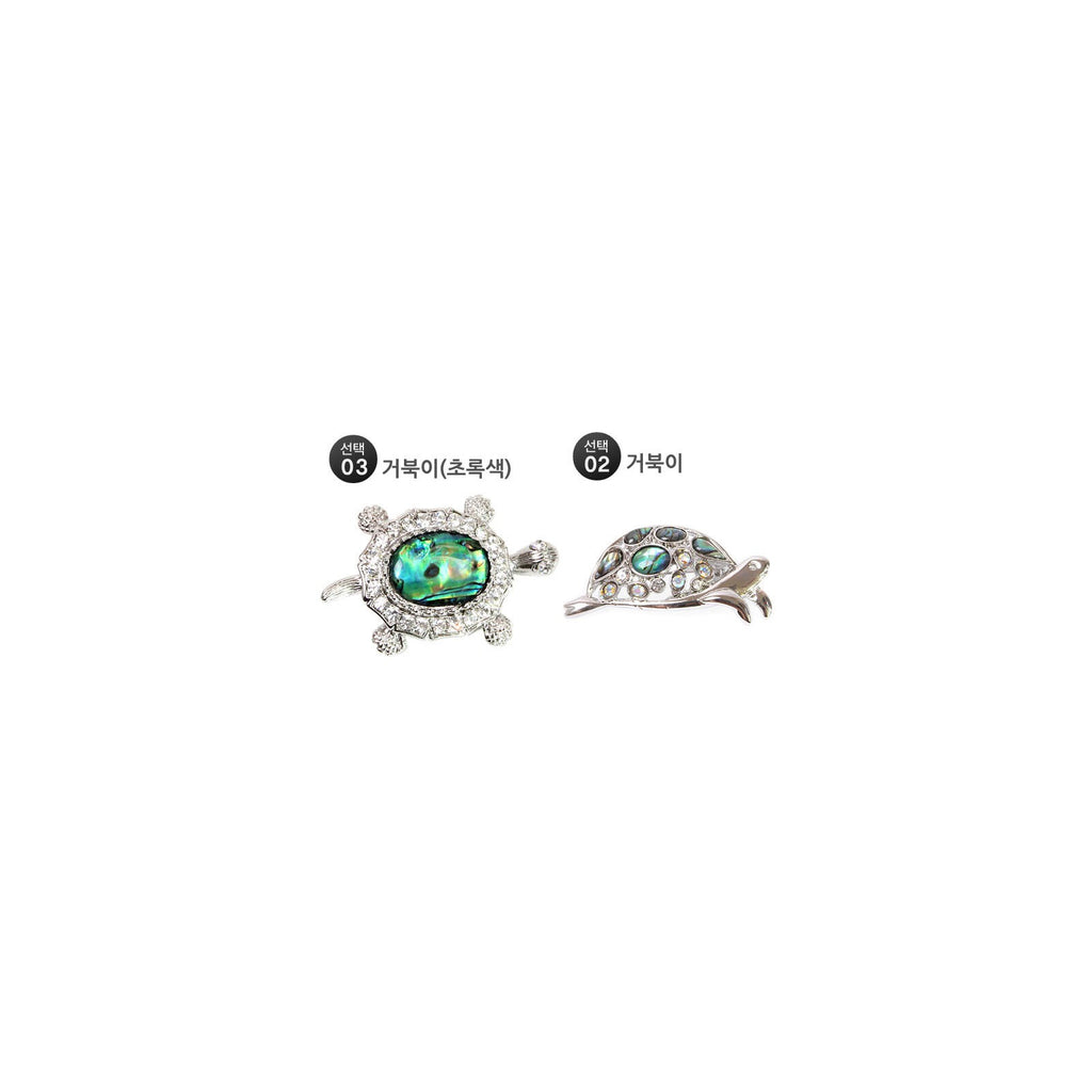 Premium Najeon Brooch – detail view 3 [KS-CUT:P0000MRN:49a4dbac86b6]
