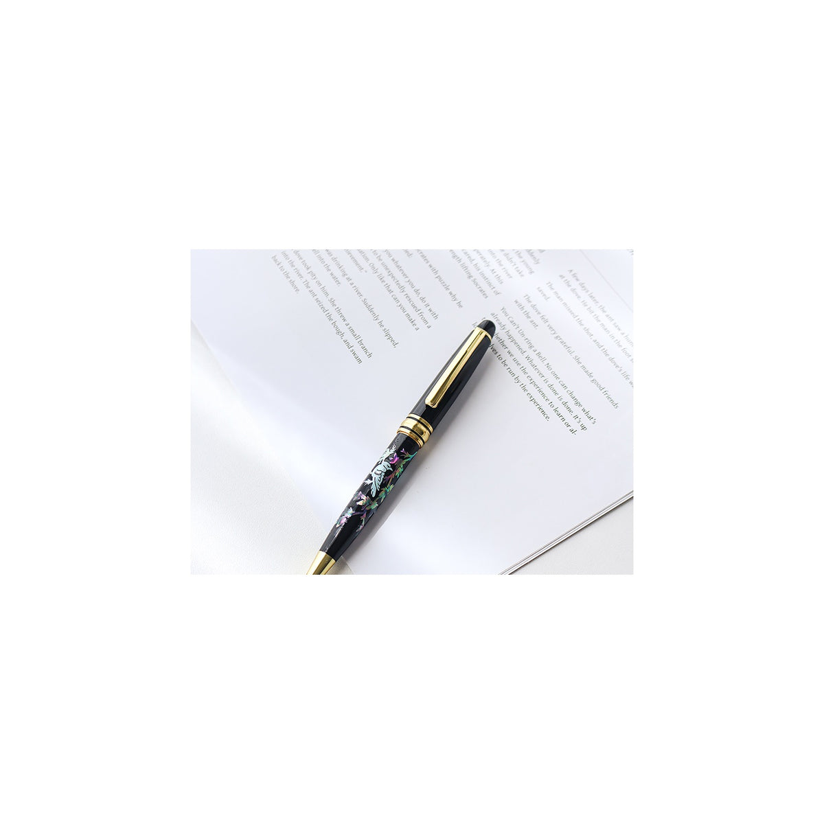 Premium Mother of Pearl Pen (2) – detail view 3 [KS-CUT:P0000JFB:55819435e93b]