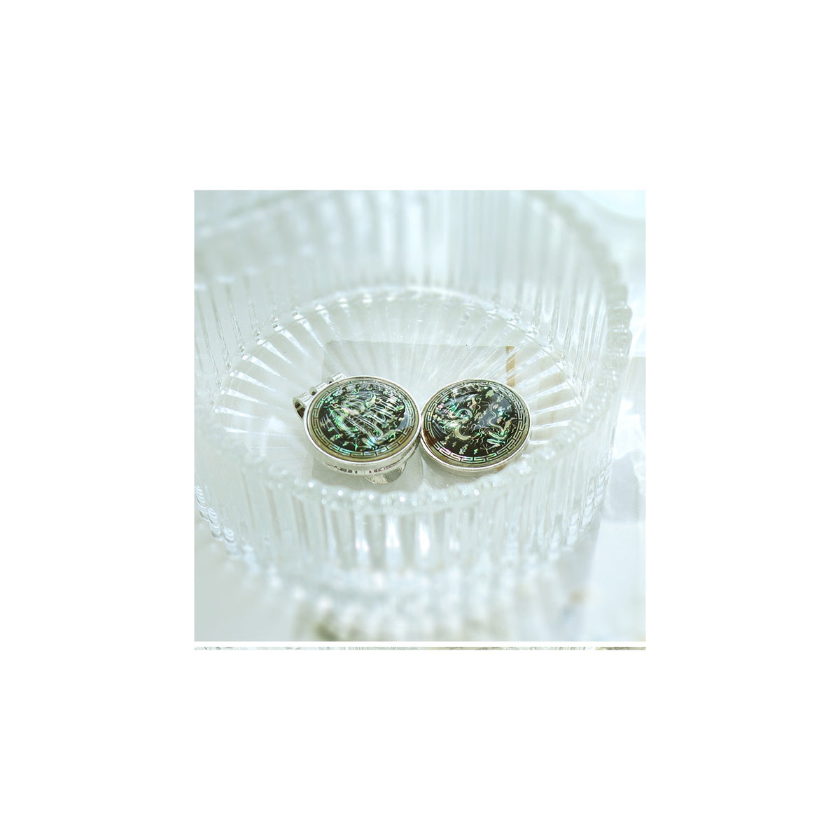 Premium Najeon Golf Ball Marker K(Traditional) – detail view 3 [KS-CUT:P0000PND:46851bf5d9ef]