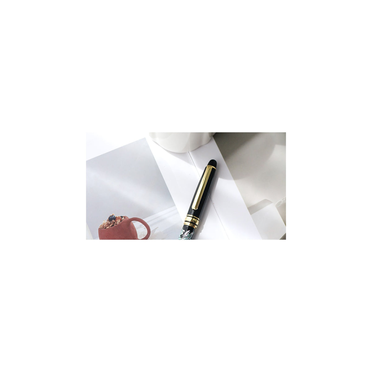 Premium Mother of Pearl Pen (Dragon) – detail view 3 [KS-CUT:P0000VHL:3a5272cbaa6c]