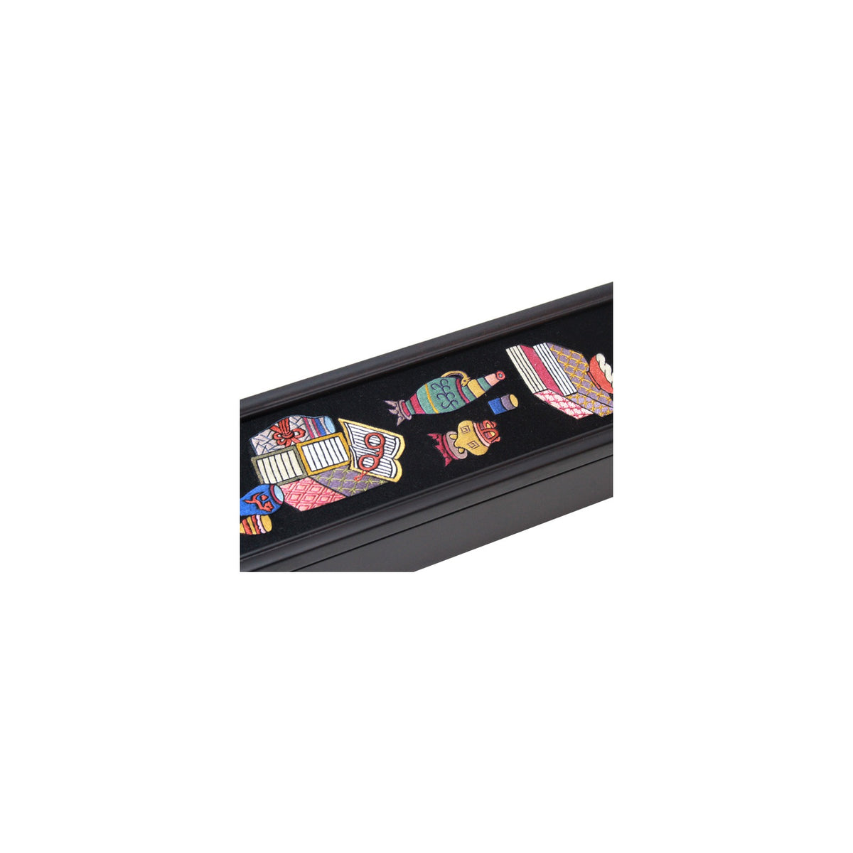 Masterpiece Hand Embroidered Pen Case (Chaekgado) – detail view 4 [KS-CUT:P0000DGT:eb856d847eb4]