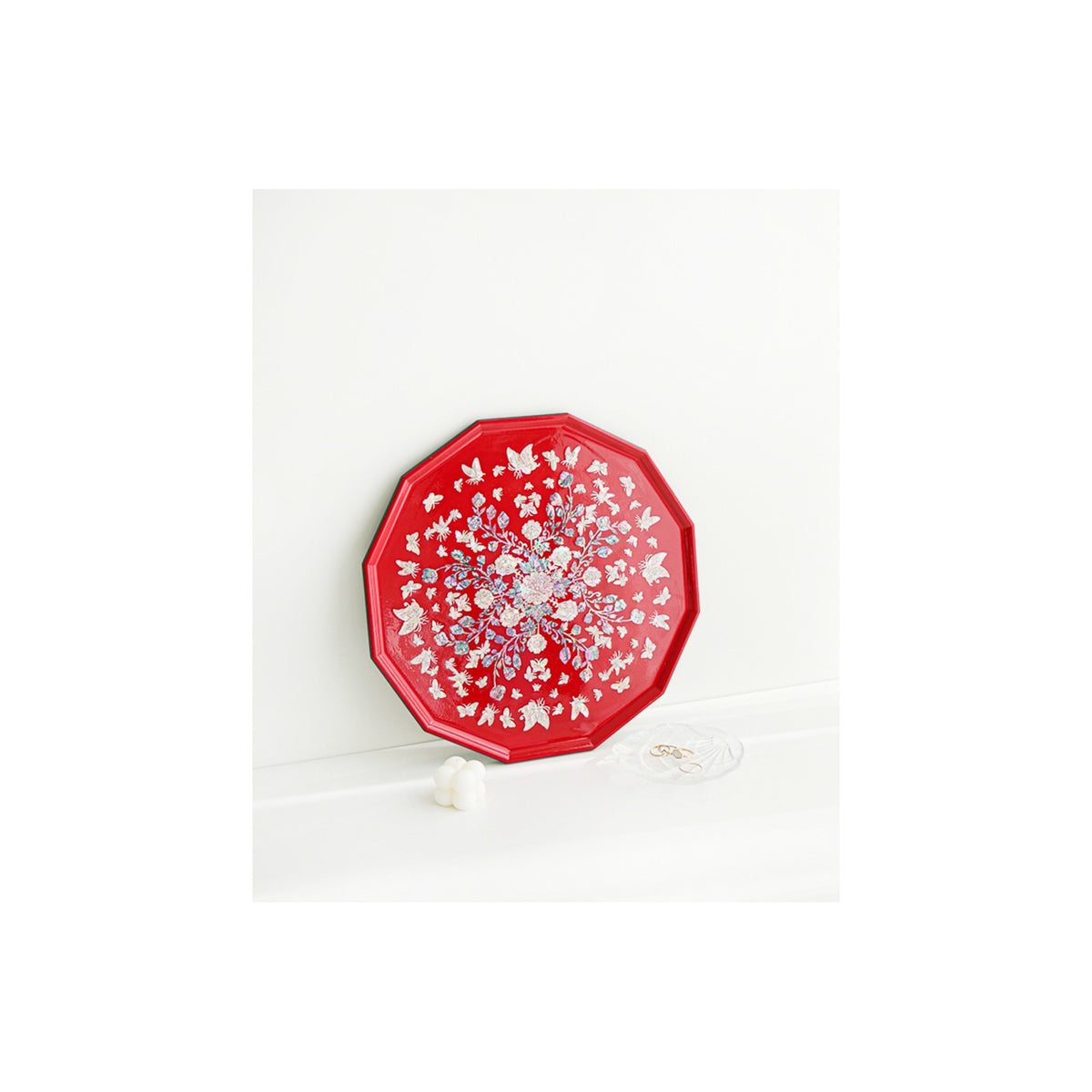 Najeonchilgi Vivid Peony Butterfly 12 Mother of Pearl Tray – detail view 5 [KS-CUT:P0000WUW:1a926ad4b3cf]