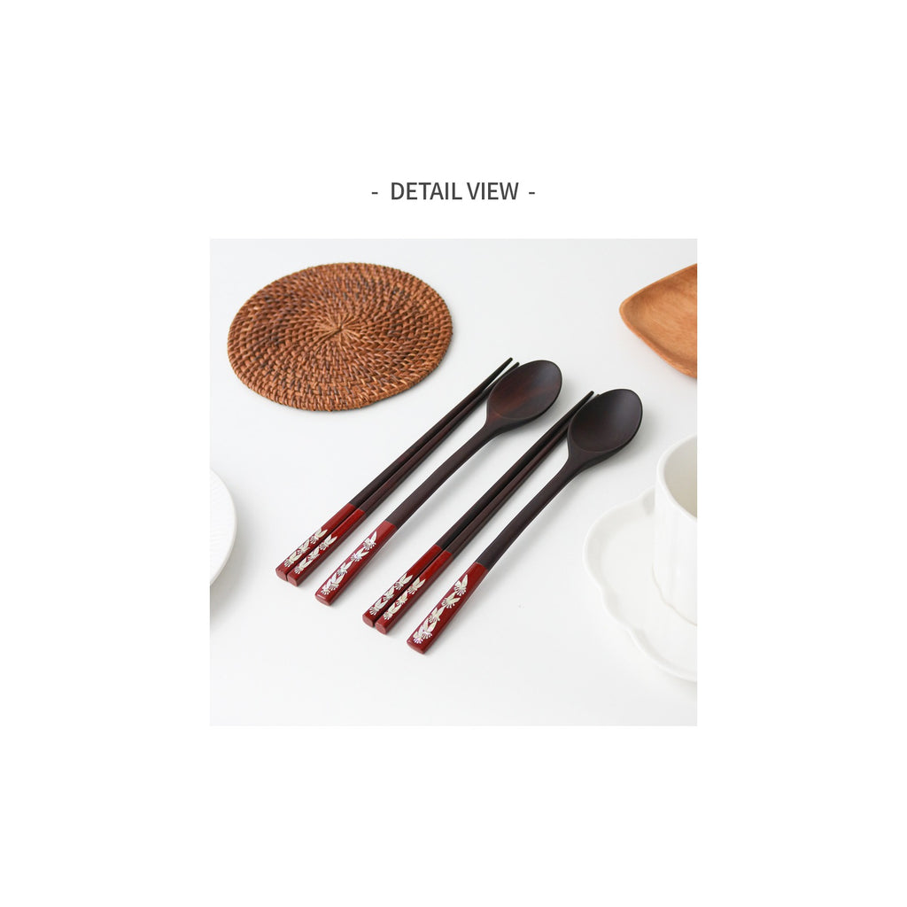 Masterpiece Najeon Ottchil Lacquer Rose Spoon & Chopsticks Set (Butterfly) (Master Artisan Jang Tae-bok) – detail view 5 [KS-CUT:P0000MTD:4f8729cb7f24]