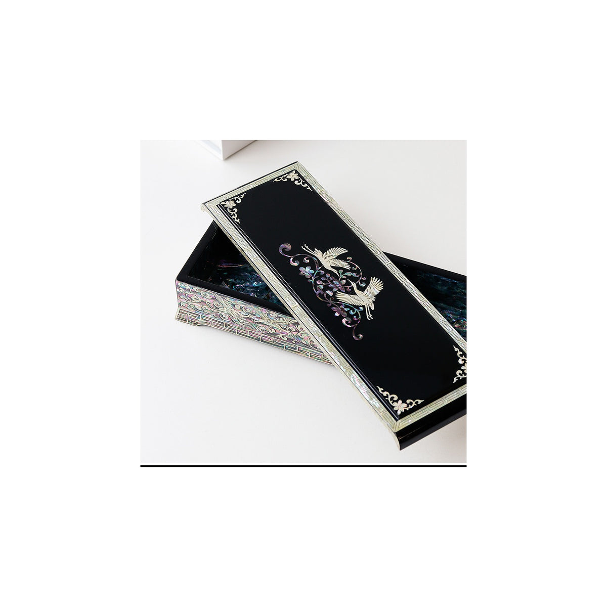 Premium Najeon Flower Arabesque Seonbi Scholar Scholar's Pen Case – detail view 6 [KS-CUT:P0000DNT:62573ee36cb9]