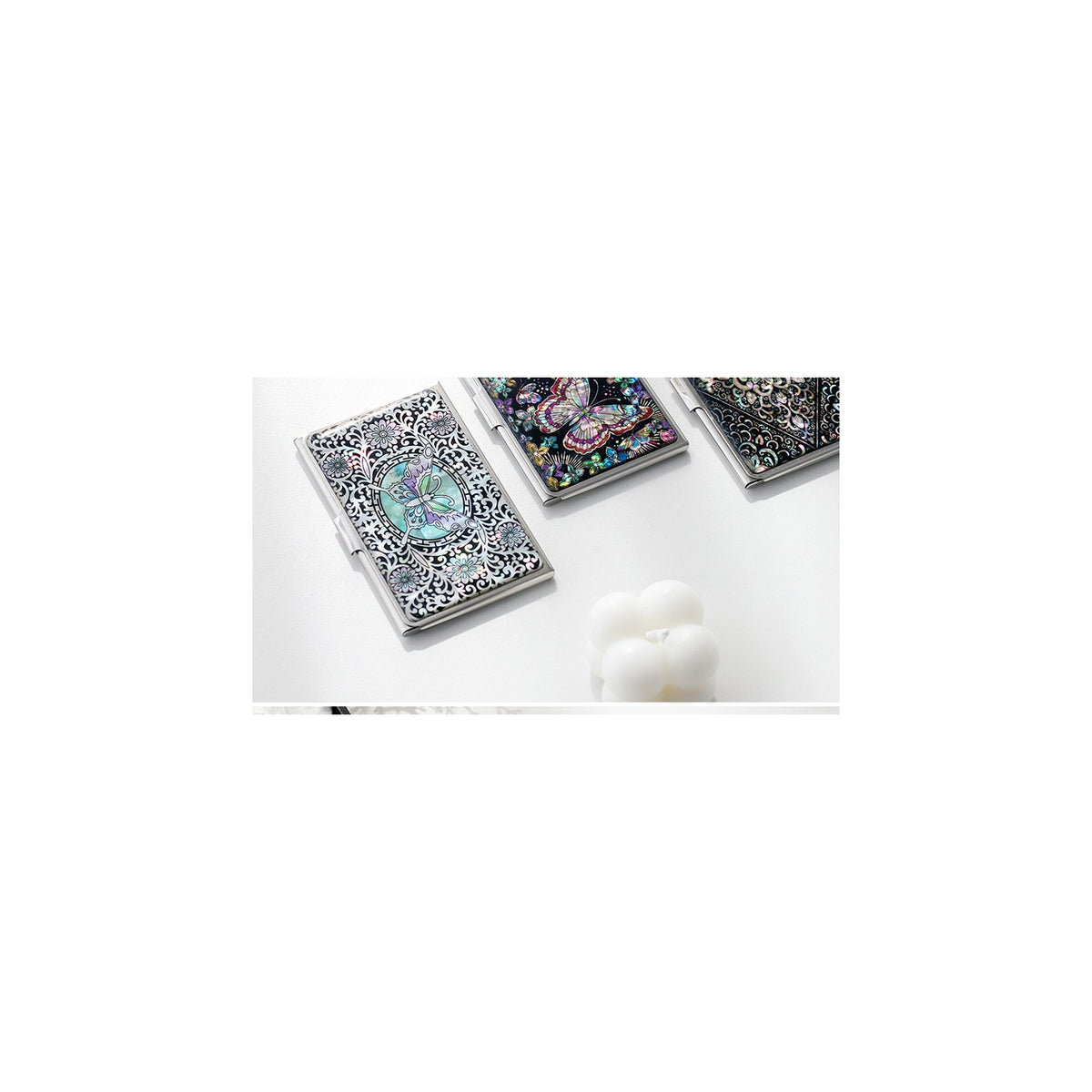 Mother of Pearl Business Card Case (Arabesque Butterfly) – detail view 7 [KS-CUT:P0000HCH:33a4b62f5fd3]