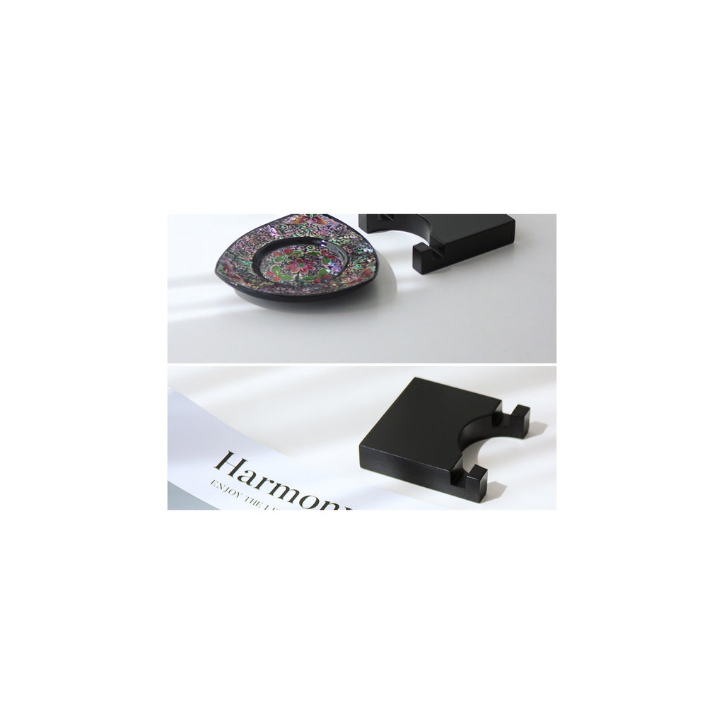 2-Piece Set: Najeonchilgi Butterfly Arabesque Tea Coaster Large & Ornament Stand (Master Artisan Lee Won-geun) – detail view 8 [KS-CUT:P0000IEN:581cbe796dfc]