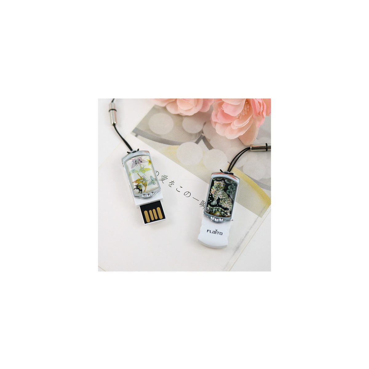 Flyto Mother of Pearl USB 8GB – detail view 8 [KS-CUT:P0000HJO:a5a724cdebac]