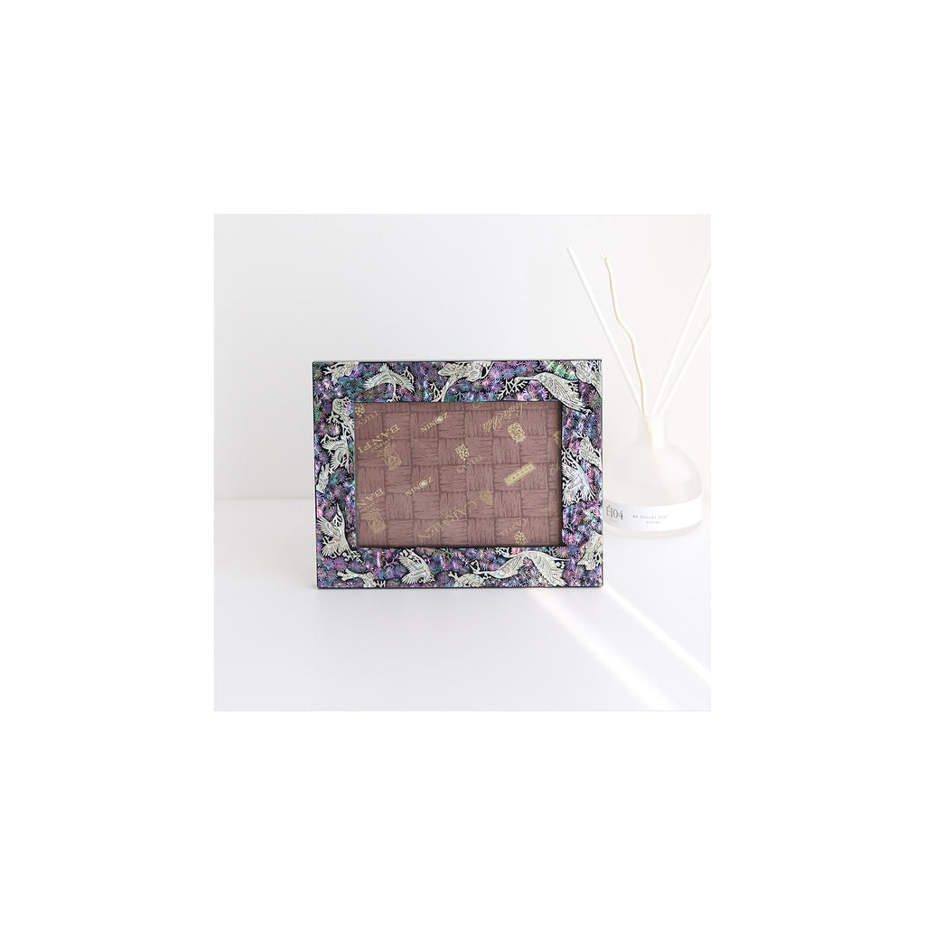 Najeonchilgi Pine & Crane Mother of Pearl Frame (Large) – detail view 9 [KS-CUT:P0000FUN:ab0398543cda]
