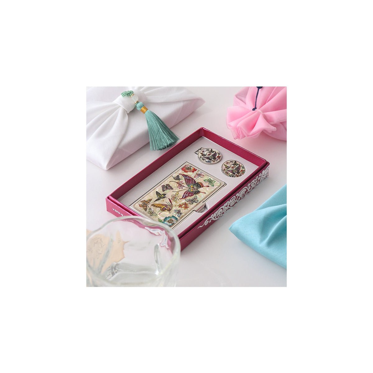2-Piece Set: Business Card Case Golf Ball Marker K(Butterfly) – detail view 10 [KS-CUT:P0000PNG:1ce4d885b84e]