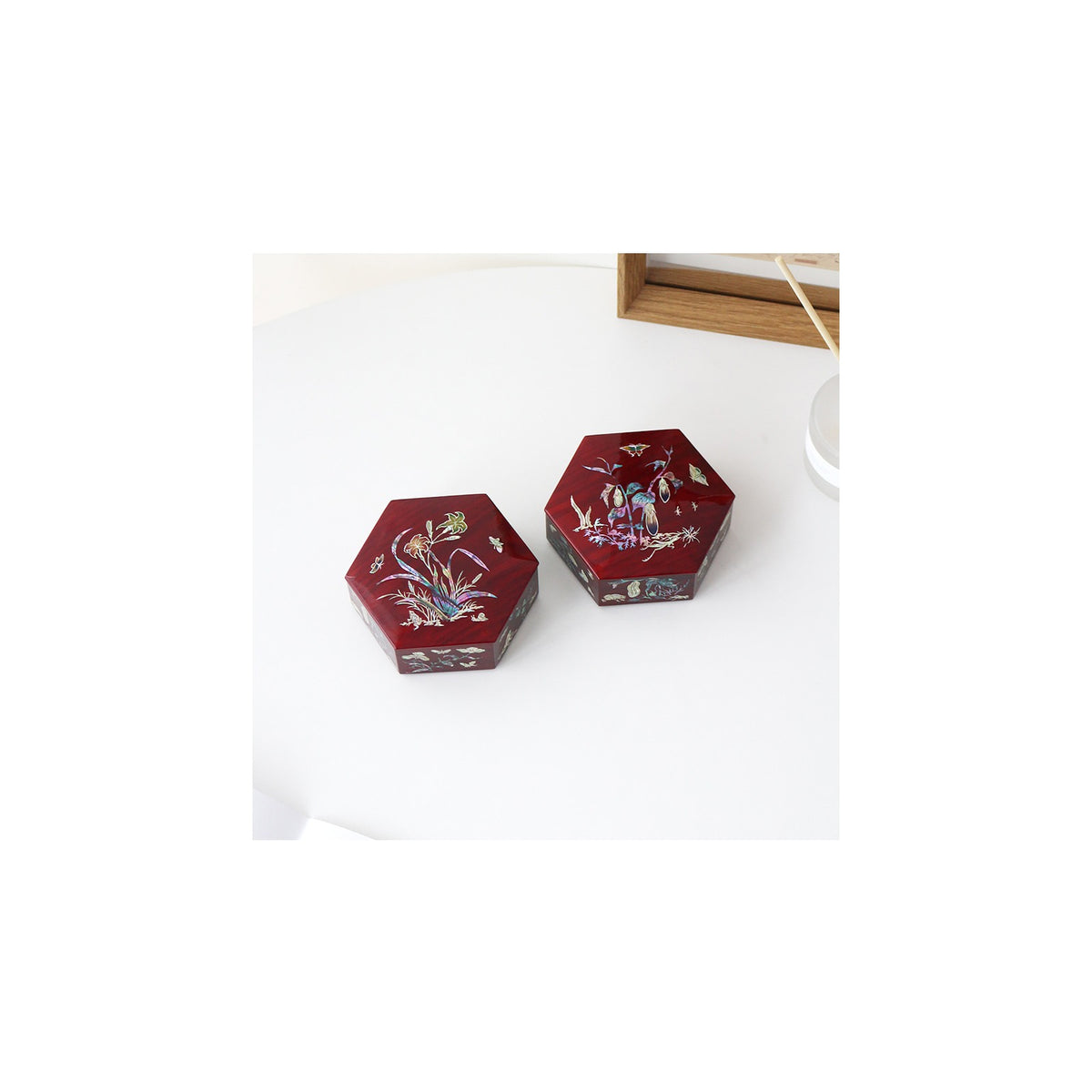 Premium Najeon Stacked Box Hexagonal Multi Purpose Box (Chochungdo) (Najeonchilgi) (Master Artisan Park Jin-seop) – detail view 10 [KS-CUT:P0000GZR:797e936baad1]