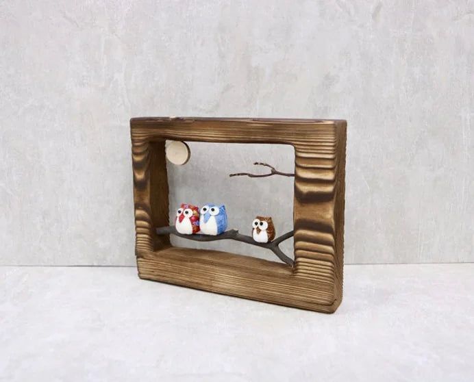 Log-Slice Framed Ornament — Owl & Bird